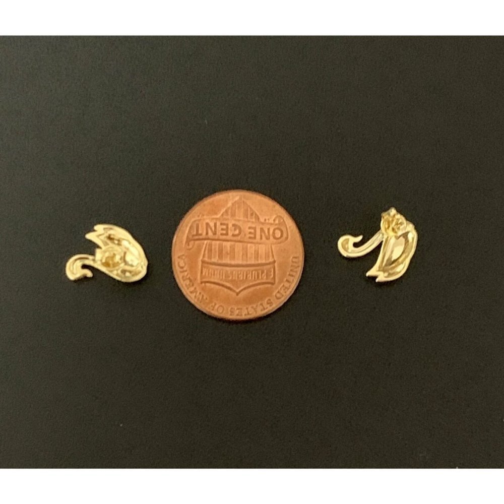18K Japan Gold  Swan Stud Earrings - Picture 5 of 8